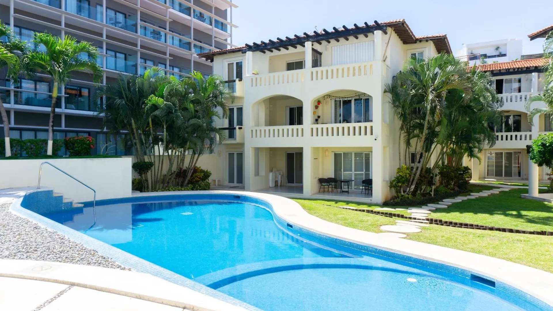 Luna Maya 1 Condo Playa del Carmen